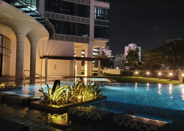 Stylish 1br With Balcony Inside Bgc At Uptown Parksuites - 20d 4*